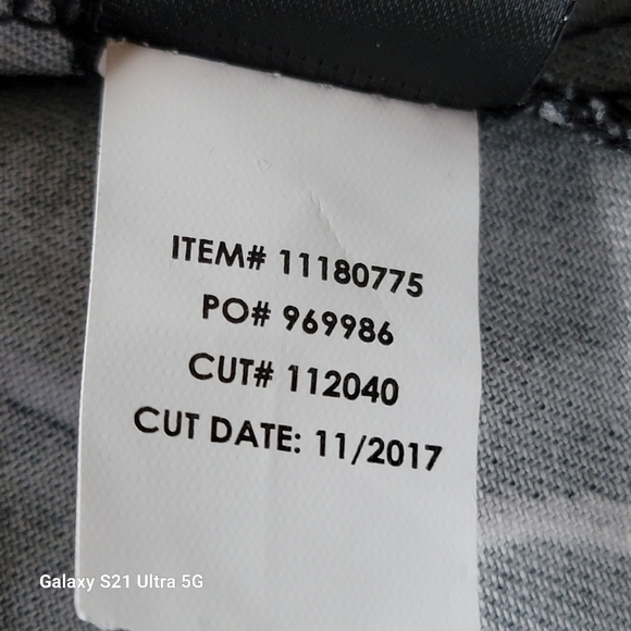 Torrid Womens Twill Bomber Jacket Black Floral Print Pockets Full Zip Size 2 - Picture 7 of 8